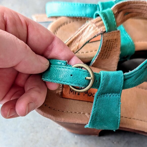 Miz Mooz Hilary Green Leather Peep Toe Wooden Block Heel Sandals size 9 - Picture 6 of 10